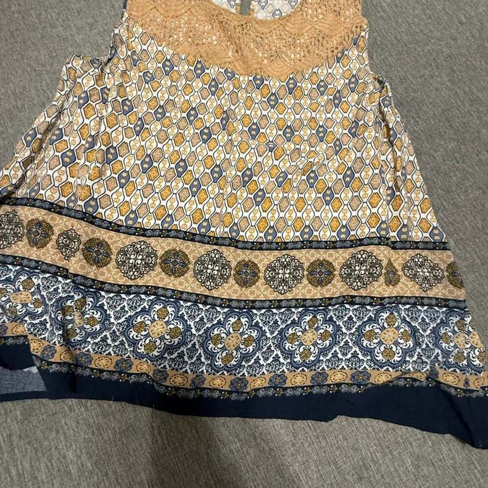Absolutely Famous Geometric Floral Print Blouse Size 3X